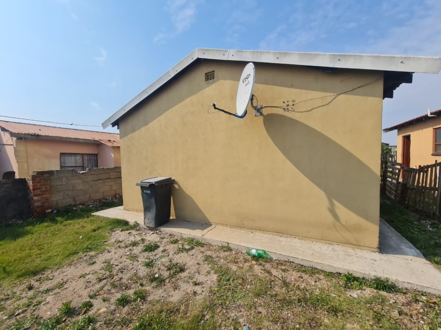 2 Bedroom Property for Sale in New Brighton Eastern Cape